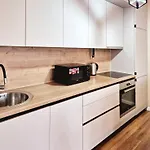 Modern Nest *